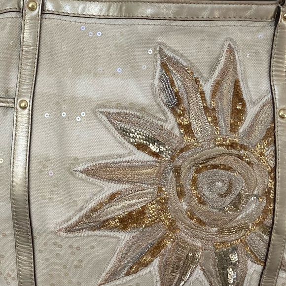 Coach Audrey Sun Starfish Sequin Cinched Tote Limited Edition Rare Shoulder Bag - Picture 10 of 14